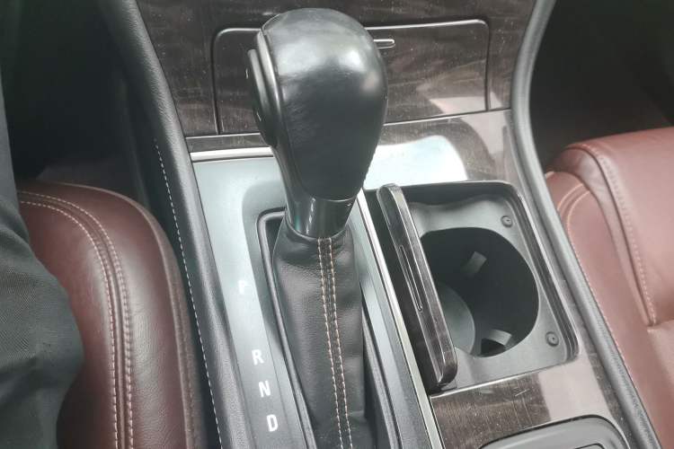 Used Buick LaCrosse 2013 2.0T SIDI Smart Luxury Flagship Edition Gear Lever