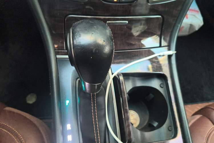 Used Buick LaCrosse 2013 2.0T SIDI Smart Luxury Flagship Edition Gear Lever