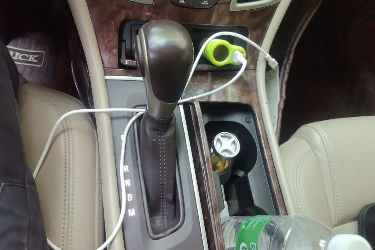 Used Buick LaCrosse 2013 2.4L SIDI Leading Comfort Version Gear Lever