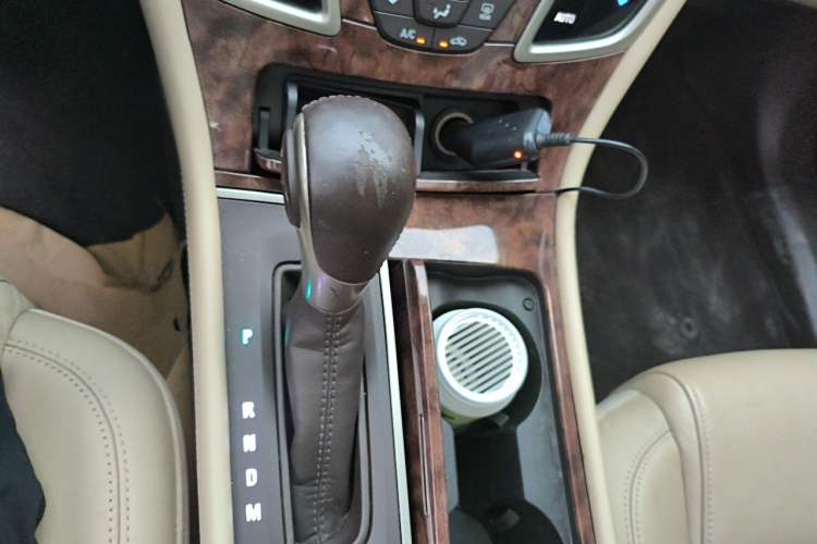 Used Buick LaCrosse 2013 2.4L SIDI Leading Comfort Version Gear Lever
