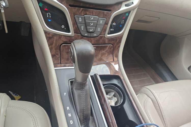 Used Buick LaCrosse 2013 2.4L SIDI Leading Comfort Version Gear Lever