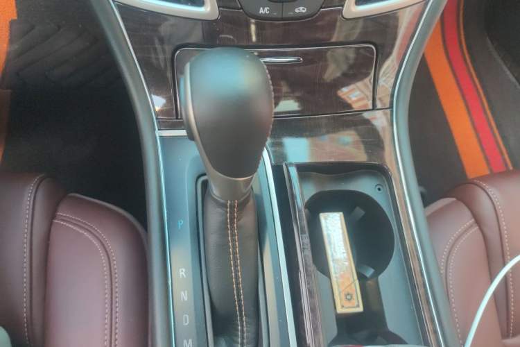 Used Buick LaCrosse 2013 2.4L SIDI Elite Comfort Version Gear Lever