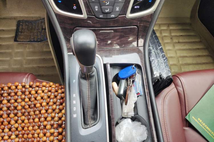 Used Buick LaCrosse 2013 2.4L SIDI Elite Comfort Version Gear Lever