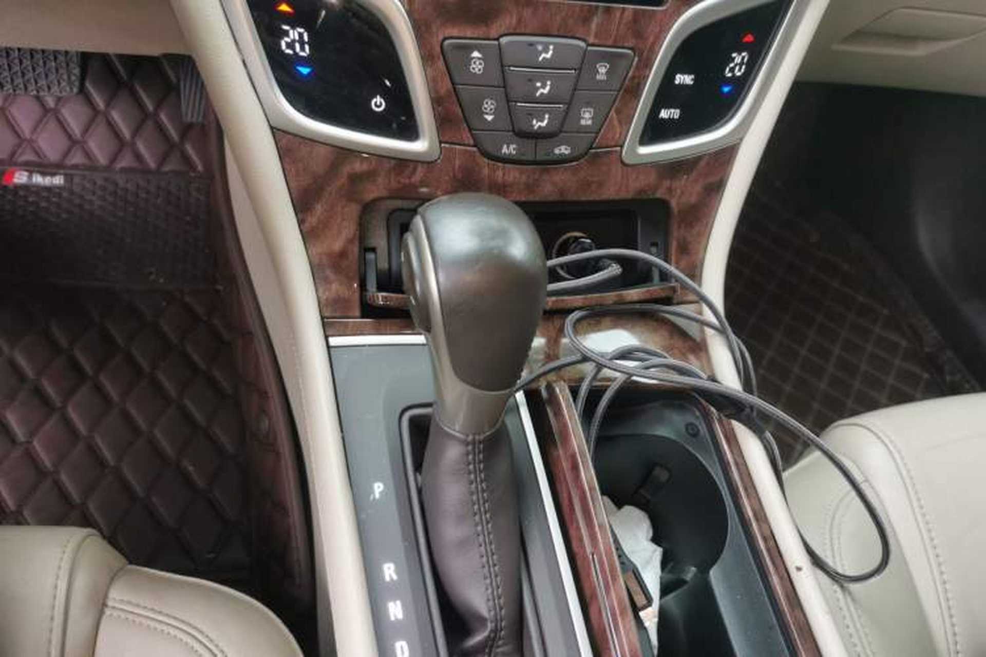 Used Buick LaCrosse 2013 2.4L SIDI Leading Comfort Version Gear Lever