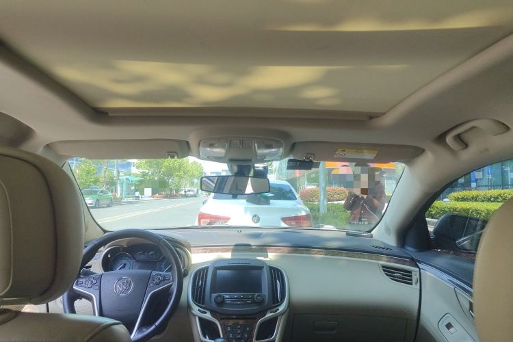 Used Buick LaCrosse 2013 2.4L SIDI Leading Comfort Version Headliner