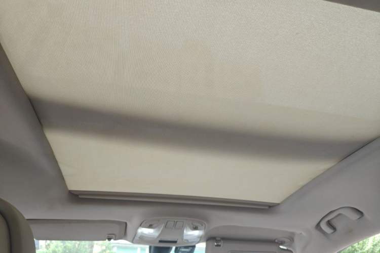 Used Buick LaCrosse 2013 2.4L SIDI Leading Comfort Version Headliner
