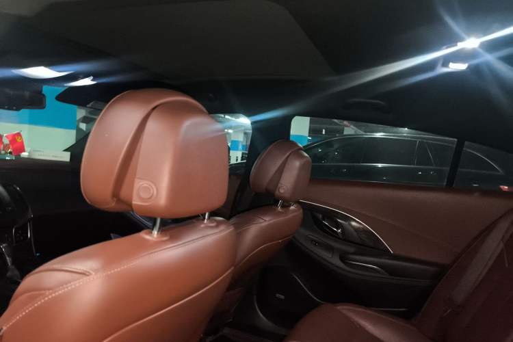 Used Buick LaCrosse 2013 2.0T SIDI Smart Luxury Flagship Edition Headliner