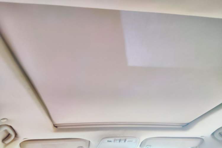 Used Buick LaCrosse 2013 2.4L SIDI Elite Comfort Version Headliner