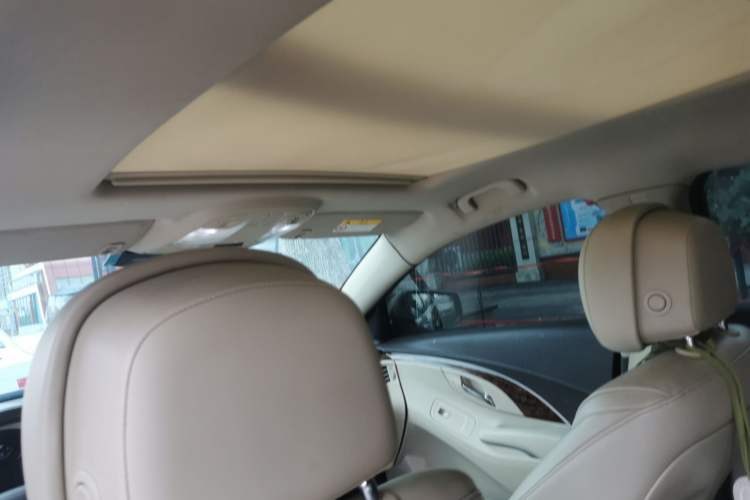 Used Buick LaCrosse 2013 2.4L SIDI Leading Comfort Version Headliner
