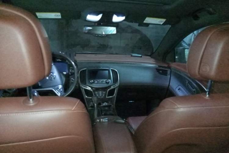 Used Buick LaCrosse 2013 2.0T SIDI Elite Tech Version Headliner