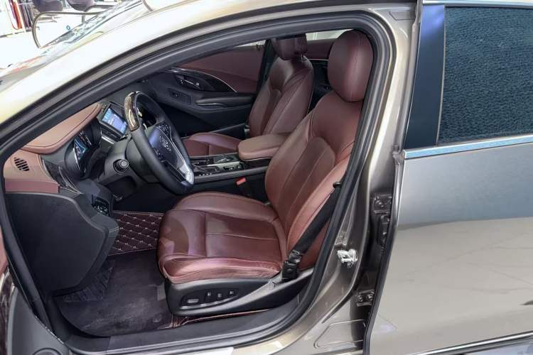 Used Buick LaCrosse 2013 2.0T SIDI Smart Luxury Flagship Edition Interior 1