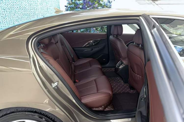 Used Buick LaCrosse 2013 2.0T SIDI Smart Luxury Flagship Edition Interior 6