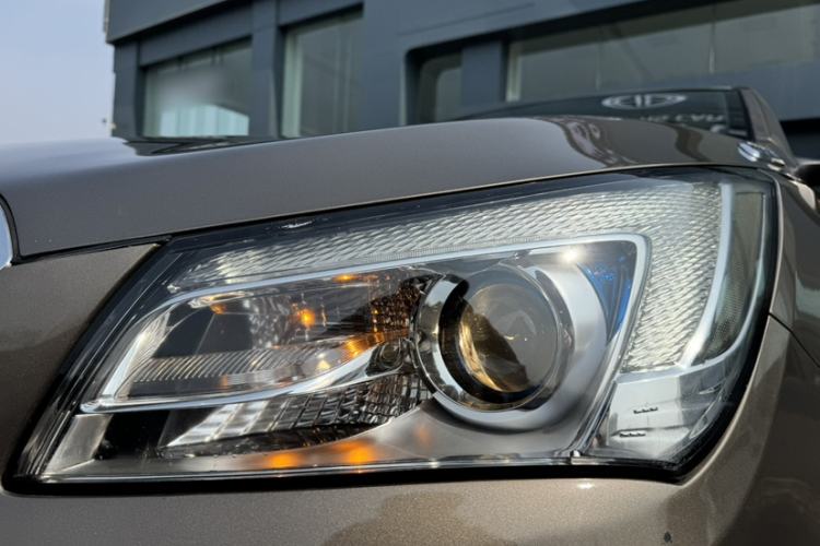Used Buick LaCrosse 2013 2.4L SIDI Leading Comfort Version Left Front Headlight