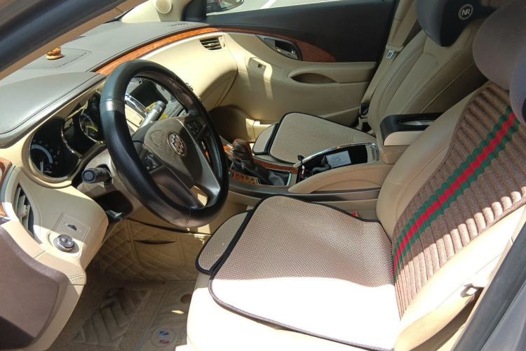 Used Buick LaCrosse 2013 2.4L SIDI Elite Comfort Version Left Front Seat