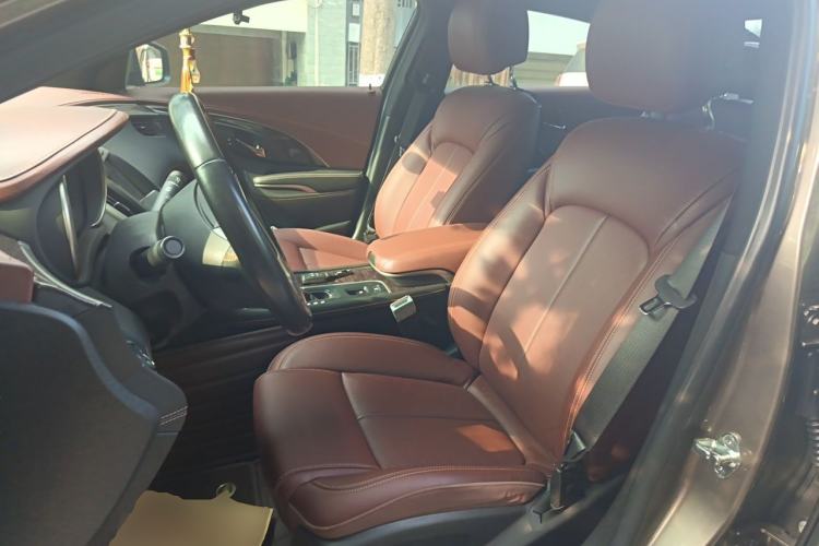 Used Buick LaCrosse 2013 2.4L SIDI Elite Comfort Version Left Front Seat