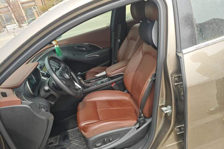 Used Buick LaCrosse 2013 2.4L SIDI Elite Comfort Version Left Front Seat