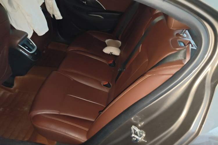 Used Buick LaCrosse 2013 2.4L SIDI Leading Comfort Version Left Rear Seat