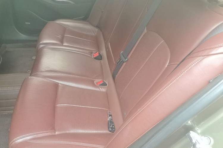 Used Buick LaCrosse 2013 2.0T SIDI Smart Luxury Flagship Edition Left Rear Seat