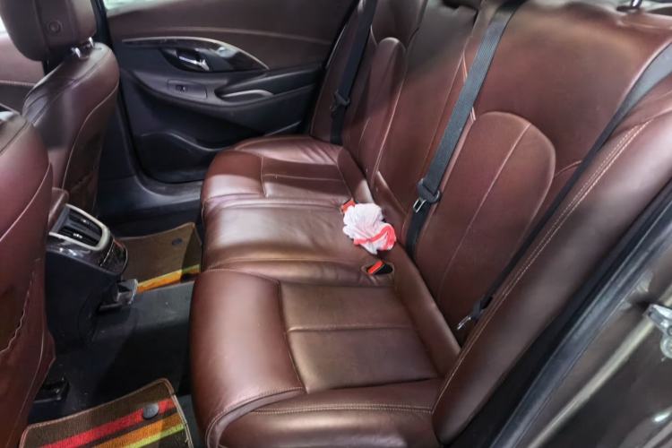 Used Buick LaCrosse 2013 2.4L SIDI Elite Comfort Version Left Rear Seat