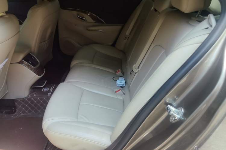 Used Buick LaCrosse 2013 2.4L SIDI Leading Comfort Version Left Rear Seat