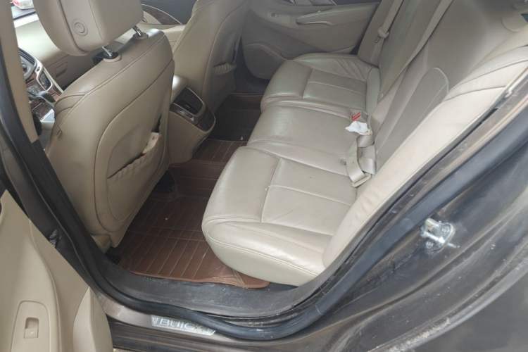 Used Buick LaCrosse 2013 2.4L SIDI Leading Comfort Version Left Rear Seat