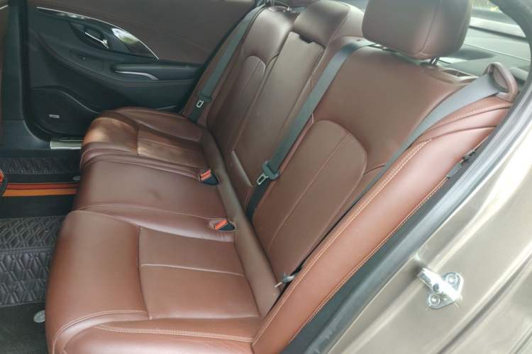 Used Buick LaCrosse 2013 2.0T SIDI Smart Luxury Flagship Edition Left Rear Seat