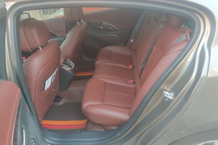 Used Buick LaCrosse 2013 2.4L SIDI Elite Comfort Version Left Rear Seat