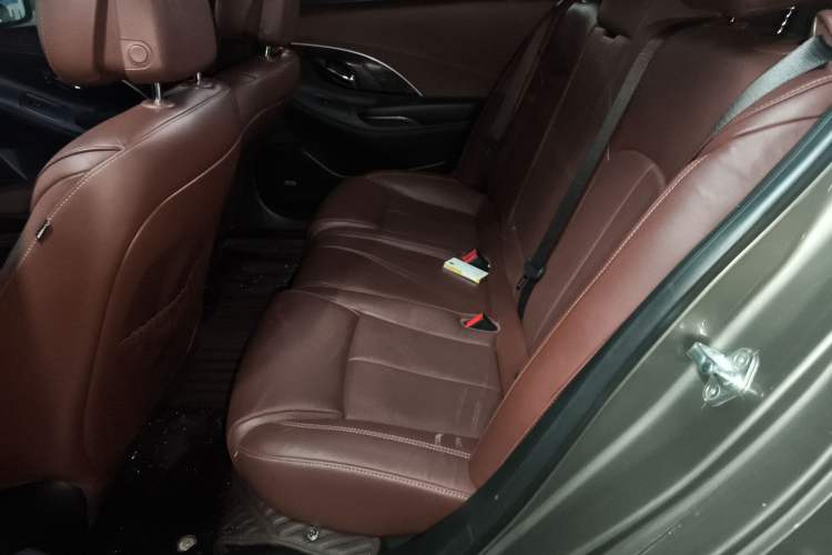 Used Buick LaCrosse 2013 2.0T SIDI Smart Luxury Flagship Edition Left Rear Seat