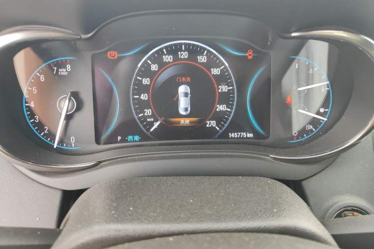 Used Buick LaCrosse 2013 2.4L SIDI Luxury Comfort Edition Odometer Close Up