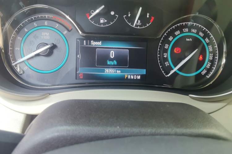 Used Buick LaCrosse 2013 2.4L SIDI Leading Comfort Version Odometer Close Up