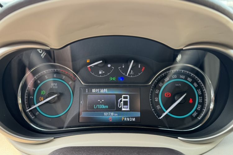 Used Buick LaCrosse 2013 2.4L SIDI Leading Comfort Version Odometer Close Up