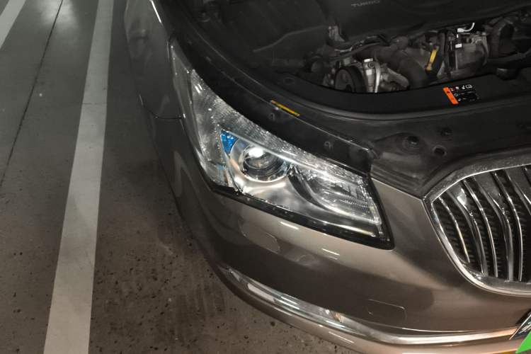 Used Buick LaCrosse 2013 2.0T SIDI Smart Luxury Flagship Edition Right Front Headlight
