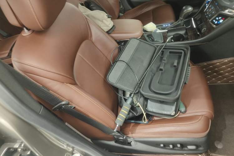 Used Buick LaCrosse 2013 2.0T SIDI Smart Luxury Flagship Edition Right Front Seat
