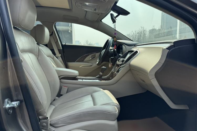 Used Buick LaCrosse 2013 2.4L SIDI Leading Comfort Version Right Front Seat