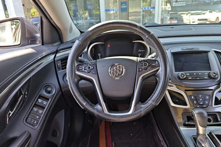Used Buick LaCrosse 2013 2.0T SIDI Smart Luxury Flagship Edition Steering Wheel