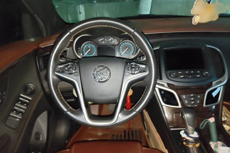 Used Buick LaCrosse 2013 2.4L SIDI Leading Comfort Version Steering Wheel