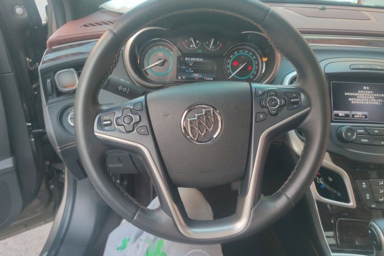 Used Buick LaCrosse 2013 2.4L SIDI Elite Comfort Version Steering Wheel