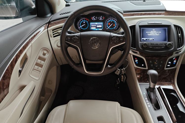 Used Buick LaCrosse 2013 2.4L SIDI Leading Comfort Version Steering Wheel