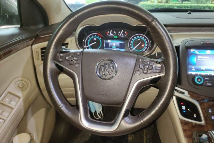 Used Buick LaCrosse 2013 2.4L SIDI Leading Comfort Version Steering Wheel