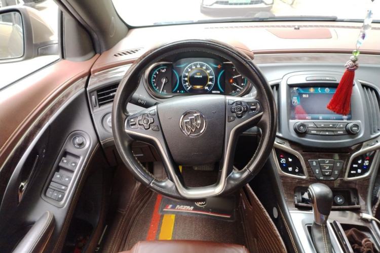 Used Buick LaCrosse 2013 2.4L SIDI Luxury Comfort Edition Steering Wheel