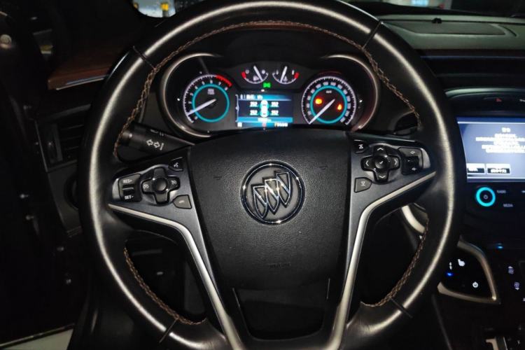 Used Buick LaCrosse 2013 2.4L SIDI Elite Comfort Version Steering Wheel