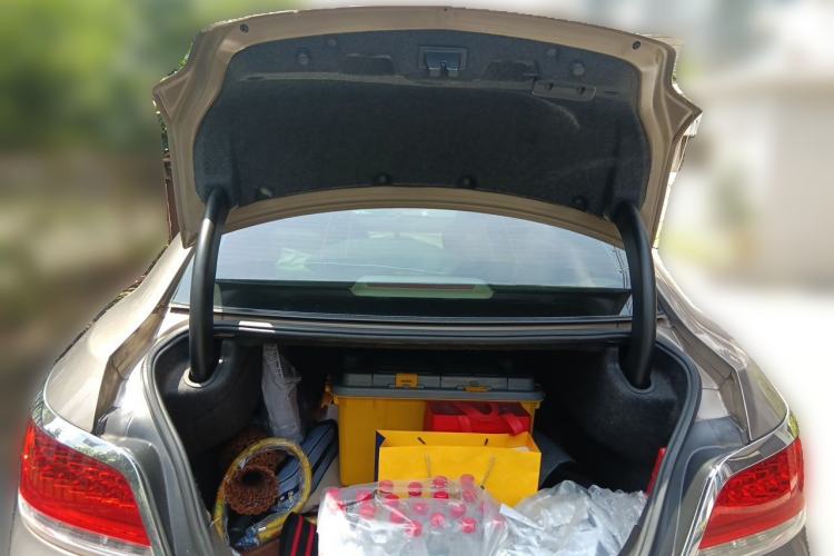 Used Buick LaCrosse 2013 2.4L SIDI Elite Comfort Version Trunk