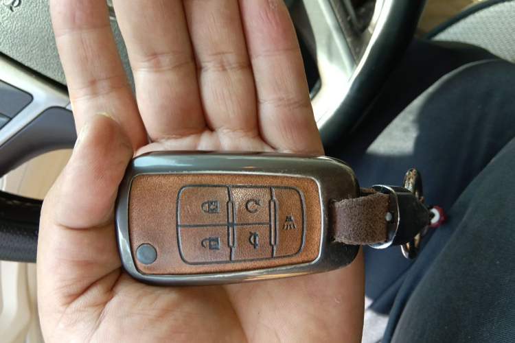 Used Buick LaCrosse 2013 2.4L SIDI Elite Comfort Version Vehicle Key