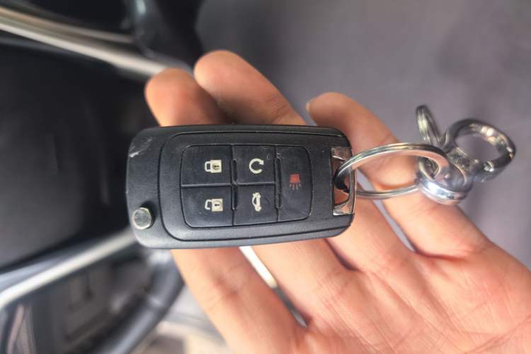 Used Buick LaCrosse 2013 2.4L SIDI Elite Comfort Version Vehicle Key