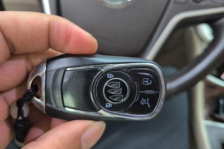 Used Buick LaCrosse 2013 2.4L SIDI Leading Comfort Version Vehicle Key