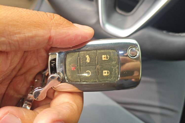 Used Buick LaCrosse 2013 2.4L SIDI Elite Comfort Version Vehicle Key