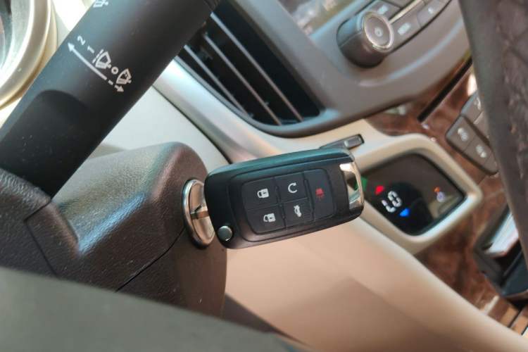 Used Buick LaCrosse 2013 2.4L SIDI Leading Comfort Version Vehicle Key