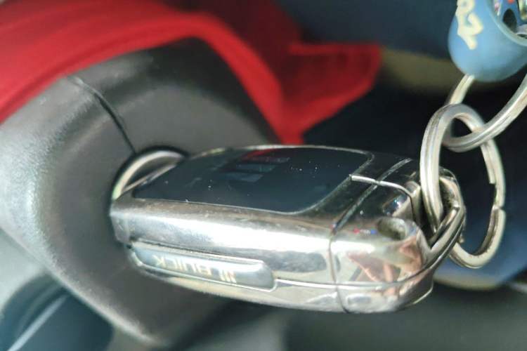 Used Buick LaCrosse 2013 2.4L SIDI Leading Comfort Version Vehicle Key