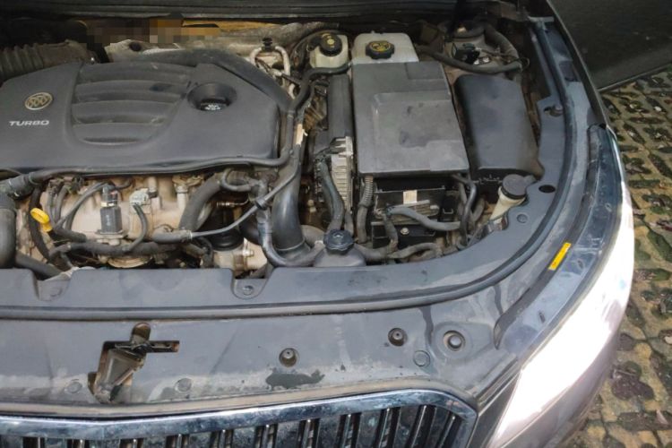 Used Buick LaCrosse 2013 2.0T SIDI Smart Luxury Flagship Edition Engine Bay Left
