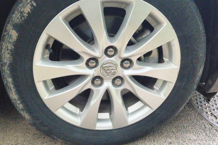Used Buick LaCrosse 2013 2.4L SIDI Elite Comfort Version Exterior 7